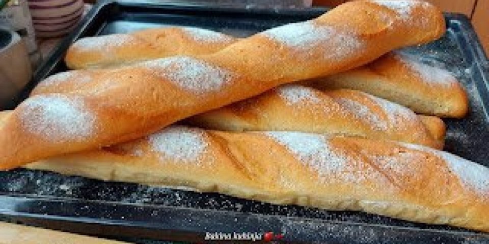 Francuski hleb na bakin način! Hrskav i zdrav, a evo kako da vam bude reš pečen (VIDEO)