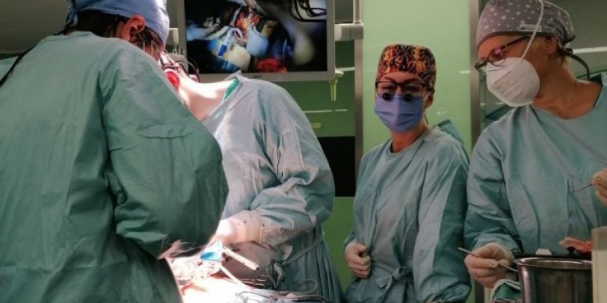 Ovaj doktor je uradio prvu transplantaciju srca kod maloletnika! Imao je poziv za inostranstvo, ali je izabrao Srbiju