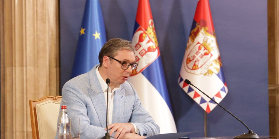 Vučić u petak na TV Prva! Predsednik Srbije će od 21 čas govoriti o svim gorućim temama u državi