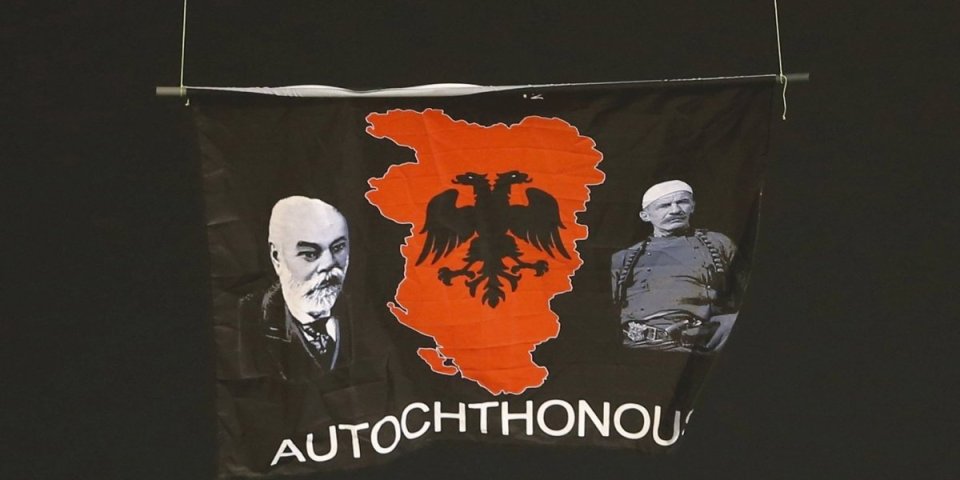 "Kosovo samo po sebi nema smisla ako sa Albanijom ne bude jedna država"! Jeziva poruka Albanca sa okupljanja u čast teroriste Adema Jašarija!