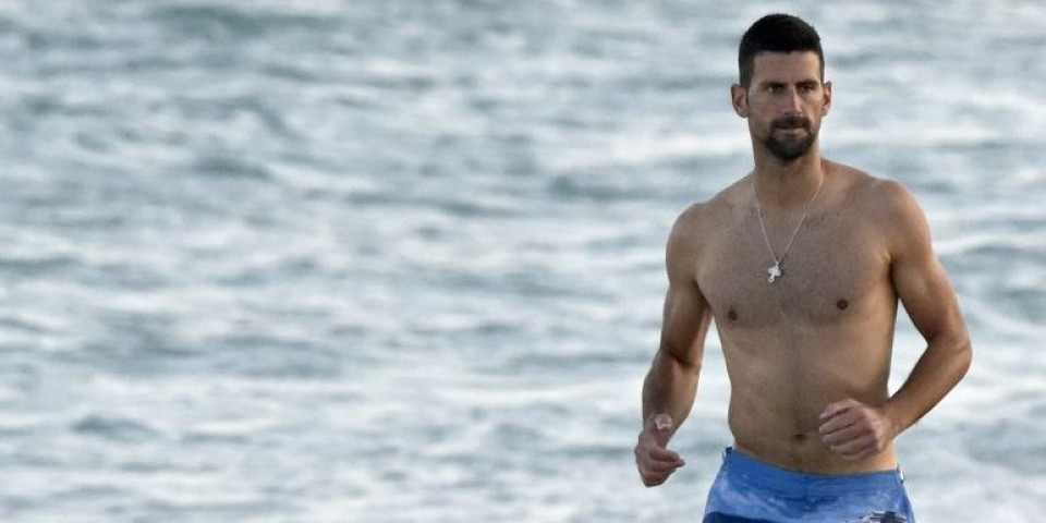 Preokret! Novak ipak u Majamiju, uhvaćen u provodu na plaži (FOTO)