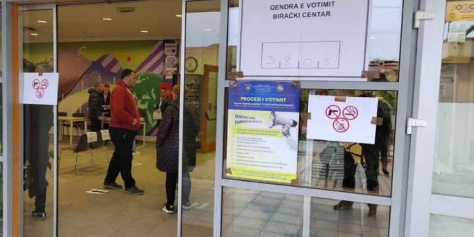 Otvorena biračka mesta u Severnoj Mitrovici - Srbi najavili bojkot