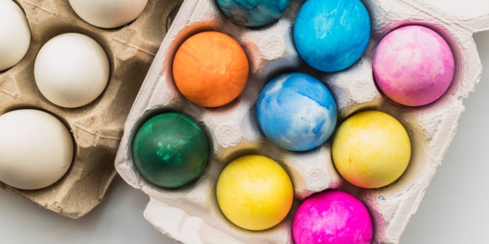 Napukla su vam jaja prilikom kuvanja? Evo kako i njih da ofarbate - svi će vas pitati za ovaj trik (VIDEO)