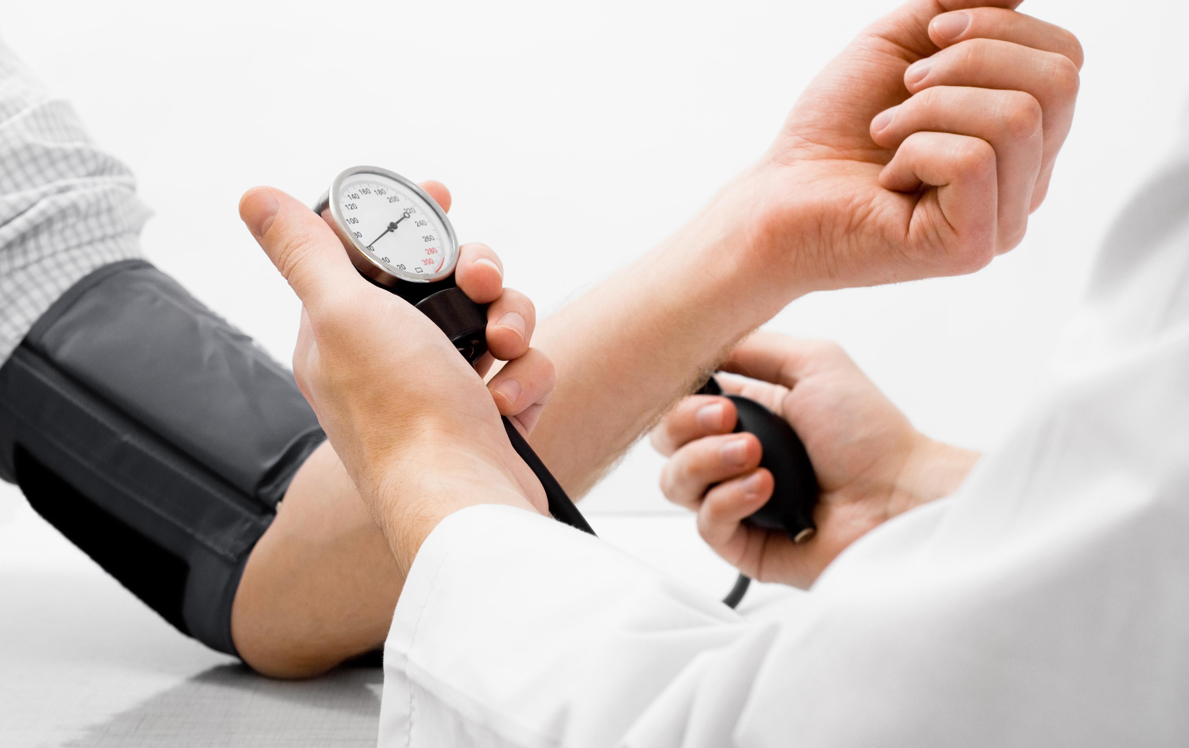 KARDIOLOG OTKRIVA 3 mita o visokom krvnom pritisku u koja bi odmah trebalo da prestanete da verujete! (VIDEO)
