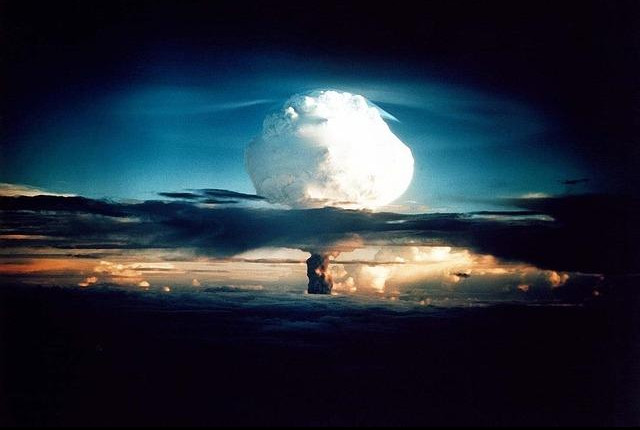 AMERIKA RADI NEŠTO JAKO OPASNO! Rbjakov upozorava, Vašington "spušta prag" za upotrebu nuklearnog naoružanja, a to znači samo jedno...