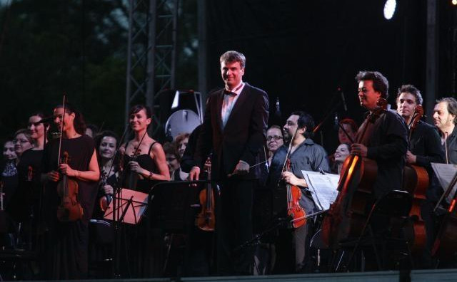 (VIDEO/FOTO) Filharmonija sinoć blistala u Beogradu PRED 20.000 LJUDI!