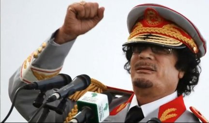 BRUTALNA SMRT GADAFIJA - MUČILI GA I SILOVALI! Ovako su izgledali poslednji sati života bivšeg libijskog vođe!