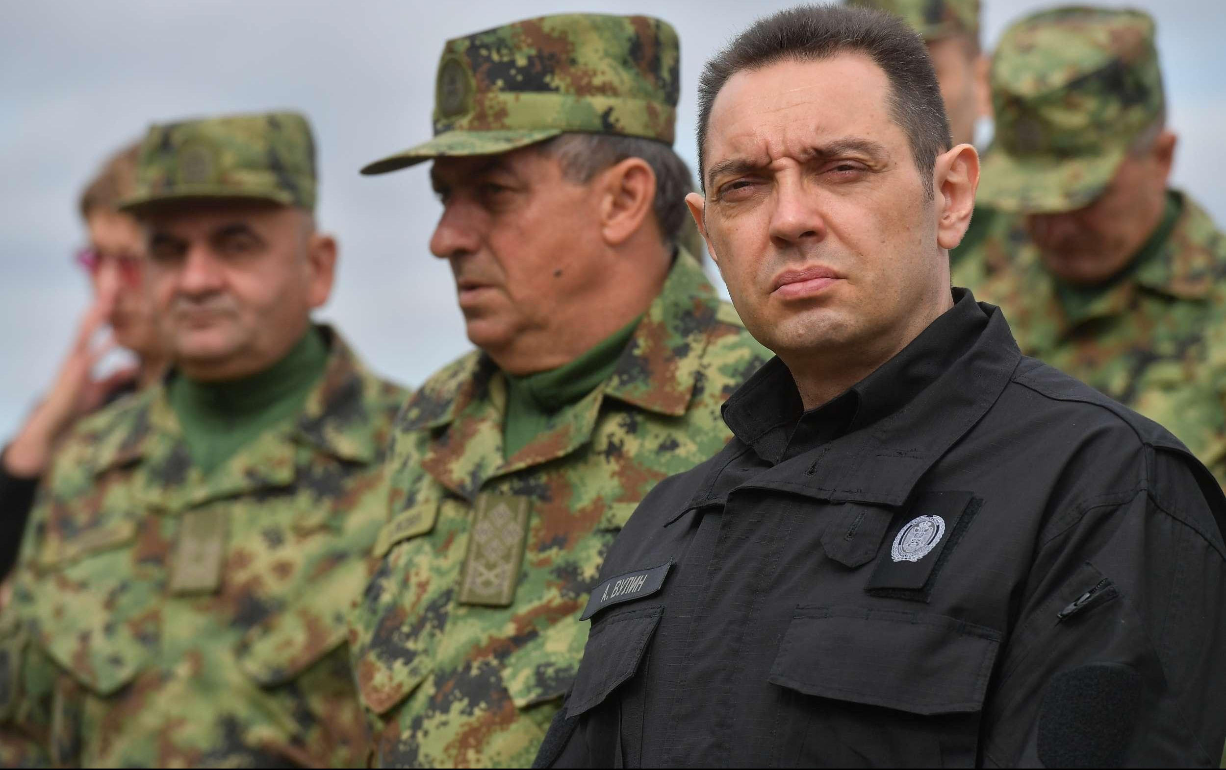 VULIN: Srbi su siti stida po tuđoj komandi!