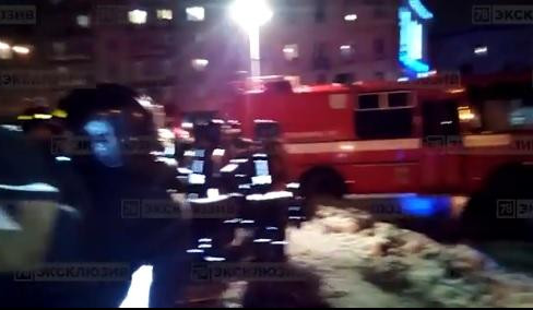 (VIDEO) EKSPLOZIJA U PRODAVNICI U SANKT PETERBURGU: Najmanje 10 ooba je povređeno, više od 50 evakuisano! 