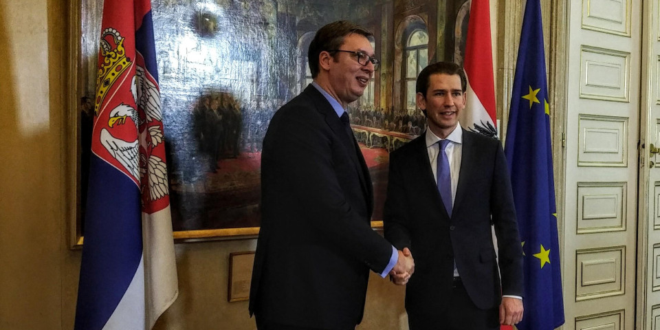 Đilas totalno izgubio kompas: Premijer Austrije je opasni kriminalac i Vučićev prijatelj! Foto