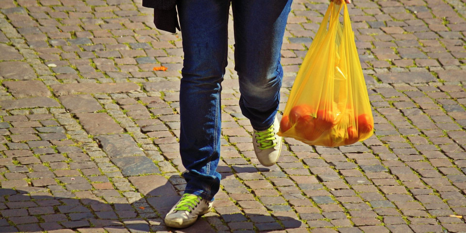 DANCI SRUŠILI SVE ŠTO SMO MISLILI DA ZNAMO O BIORAZGRADIVIM PLASTIČNIM KESAMA! Evo šta sad njihovi naučnici tvrde!