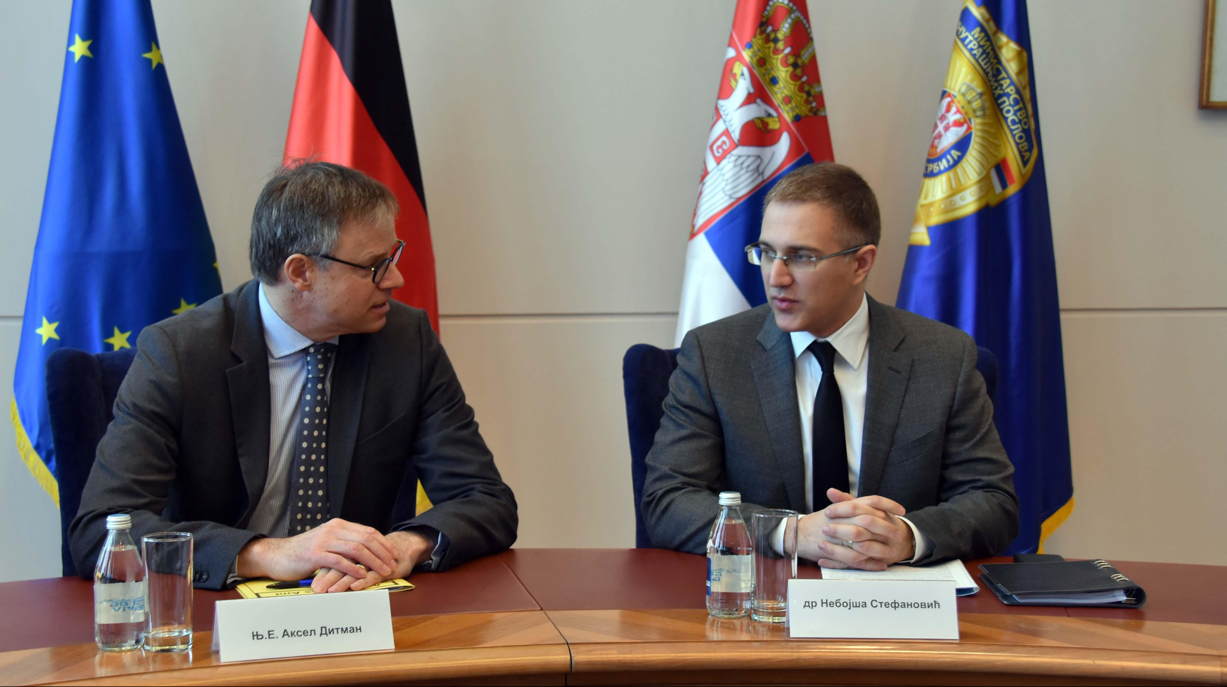 (FOTO) STEFANOVIĆ I DITMAN razgovarali o borbi protiv terorizma i organizovanog kriminala