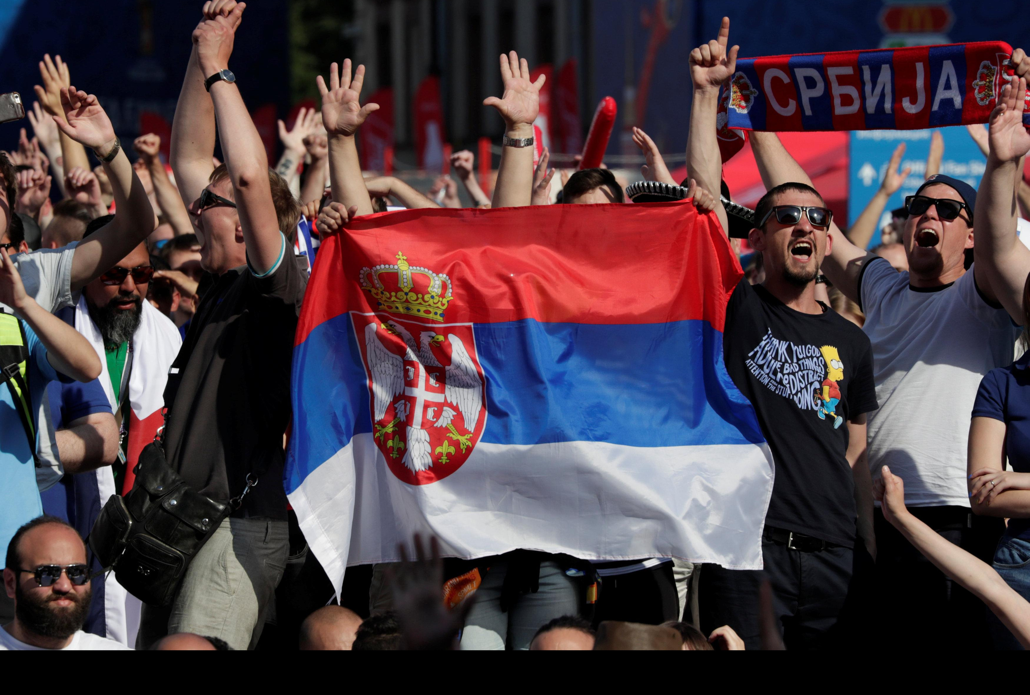 HVALA ČEŠKOJ BRAĆI NA BORBI ZA KOSOVO! Moćna parola navijača Srbije!