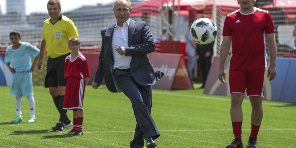 SIGURAN SAM U TO! Oglasio se Vladimir Putin povodom Svetskog prvenstva u Kataru!