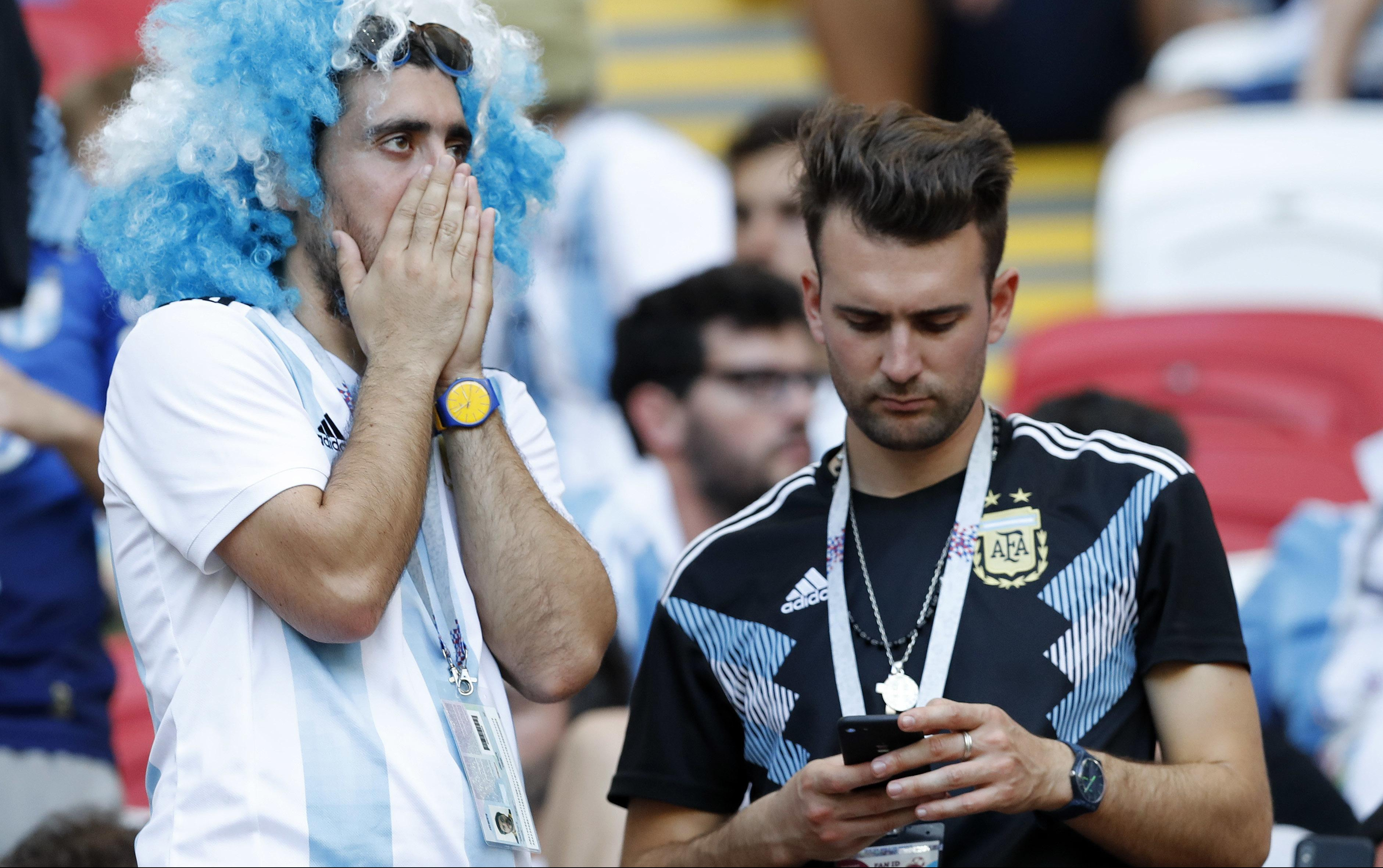 KORONA DIVLJA U ARGENTINI! Fudbal suspendovan! Zna se i do kada!
