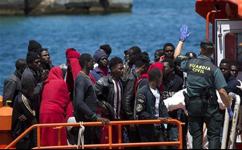 UPRKOS ODLUCI EU: ​Italija zabranila ulaz u luku još jednom spasilačkom brodu SA MIGRANTIMA