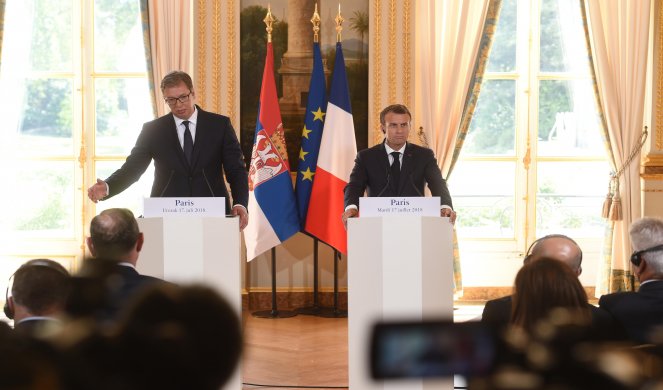 (VIDEO) VUČIĆ I MAKRON U PARIZU: Predsednik Francuske dolazi u Srbiju!