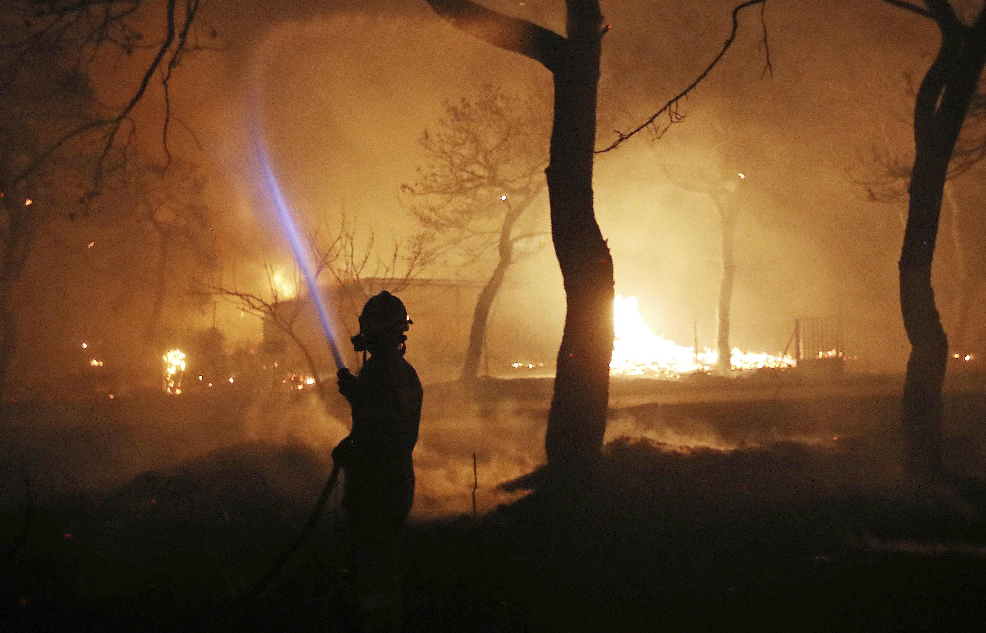 CRNI BILANS! Broj žrtava katastrofalnog požara u Grčkoj porastao na 94