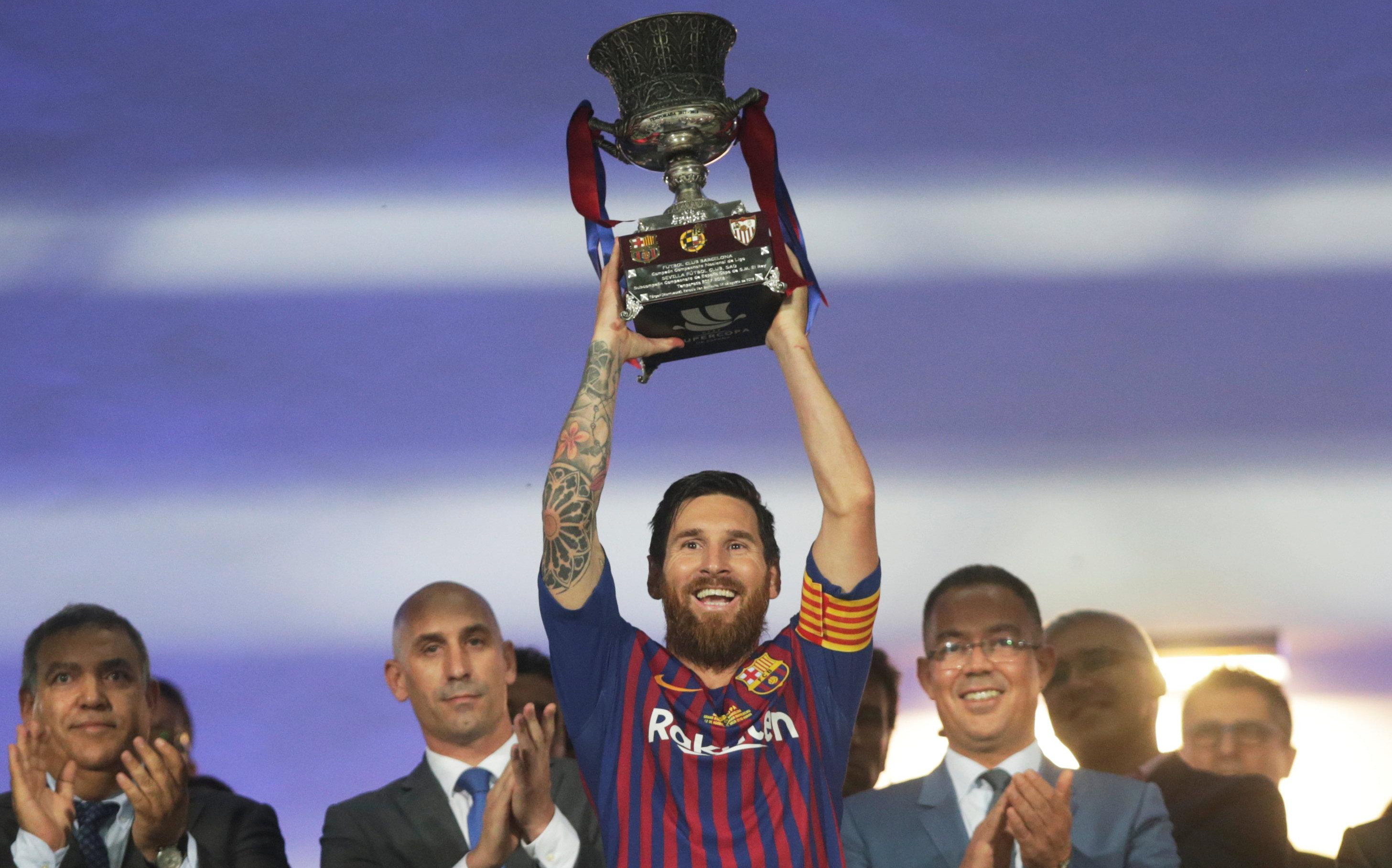 NIKO KAO MESI! Leo postao najtrofejniji fudbaler u istoriji Barselone!