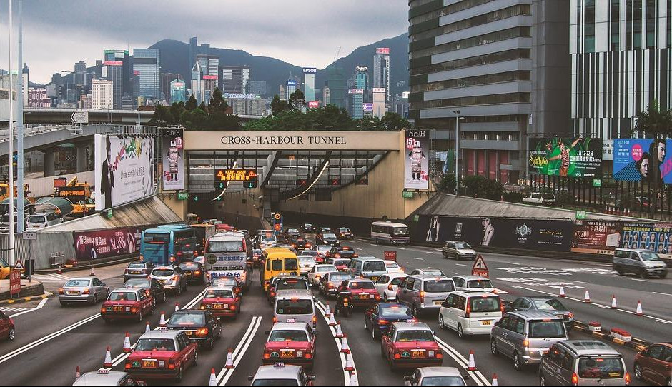 AMERIKANCI BESNI NA HONGKONG! "Ne zanimaju nas jednostrane sankcije zapada"