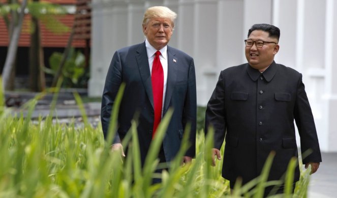 KIM I JA SMO ZALJUBLJENI! Tramp priznao da se između njega ili lidera Severne Koreje rodila ljubav!