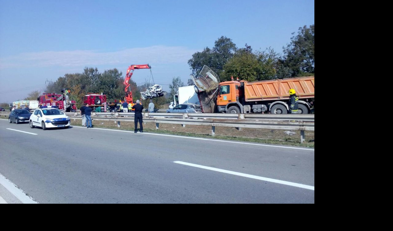 NORMALIZOVAN saobraćaj kod Jagodine i Ćuprije, posle višečasovnog zastoja zbog stravične nesreće