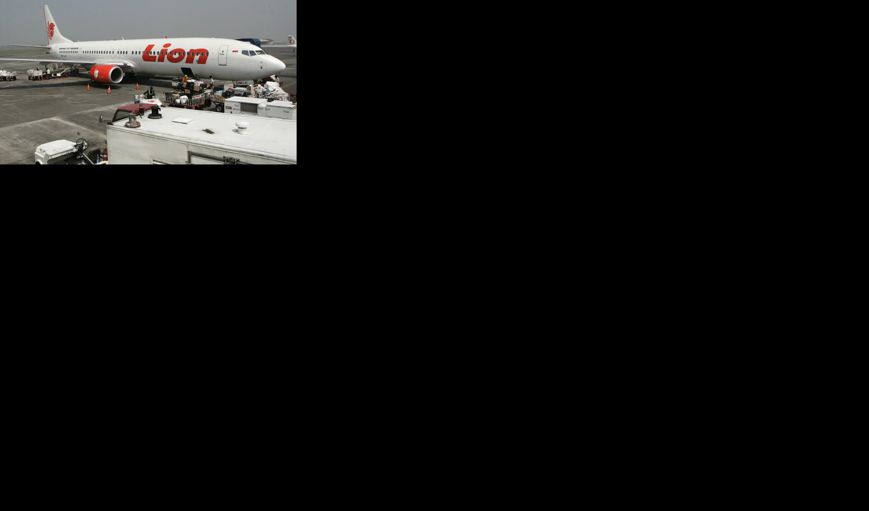 (FOTO) ZNALI DA IM NEMA SPASA! Posada srušenog "boinga 737" tražila da se avion vrati u Džakartu