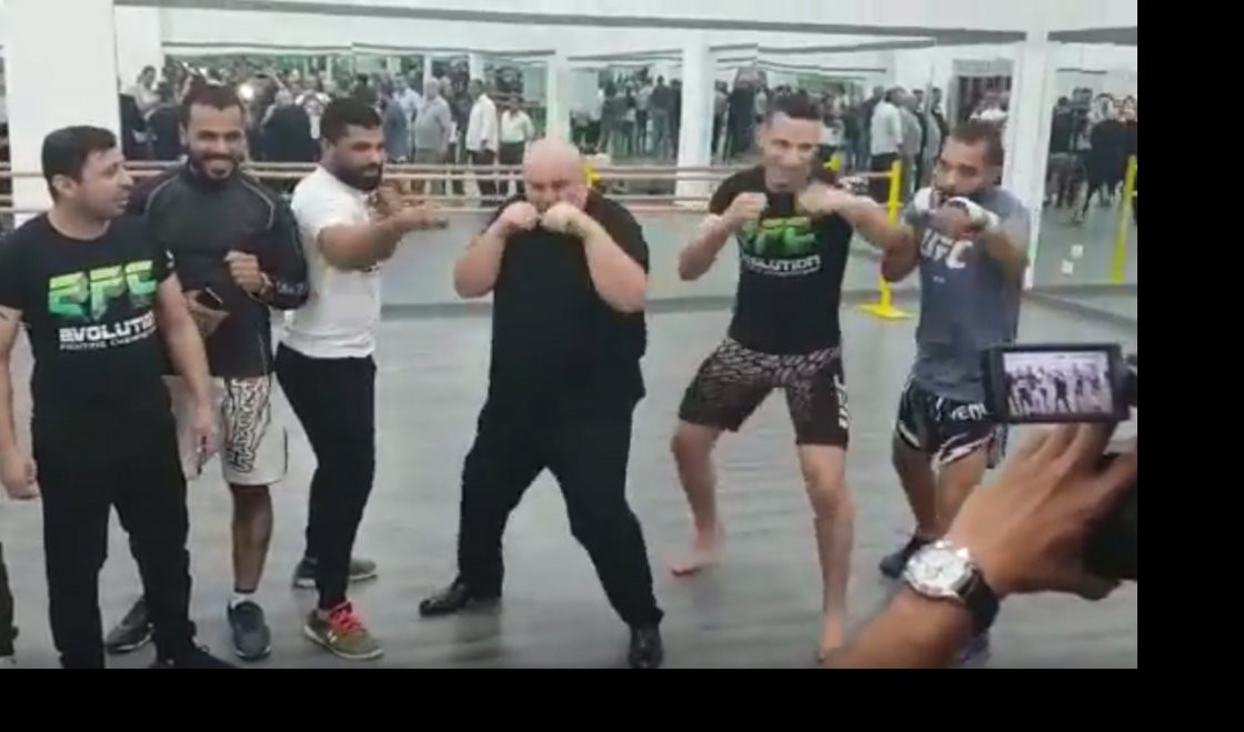 (HIT VIDEO) MNOGO STE BRE SPORI, MORA TO BRŽE! Evo kako je Palma držao trening egipatskim kik bokserima!