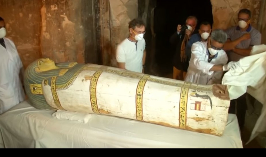 NAJVEĆE OTKRIĆE: U drevnoj grobnici u Egiptu nađene mumije "u savršenom stanju"!