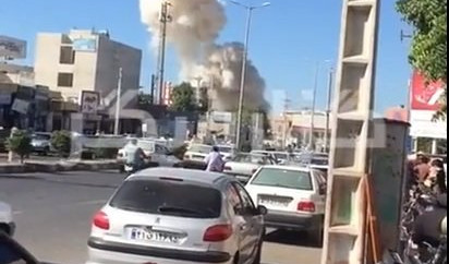 (VIDEO) NAPADNUT IRAN: RAZORNA EKSLOZIJA ZATRESLA VAŽNU LUKU: Zastrašujući snimci sa mesta napada!