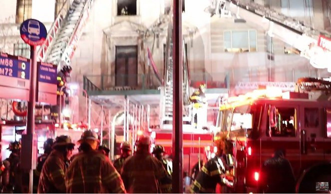 (VIDEO) POŽAR U ZGRADI SRPSKE MISIJE PRI UN U NJUJORKU! Povređeno troje civila i jedan vatrogasac