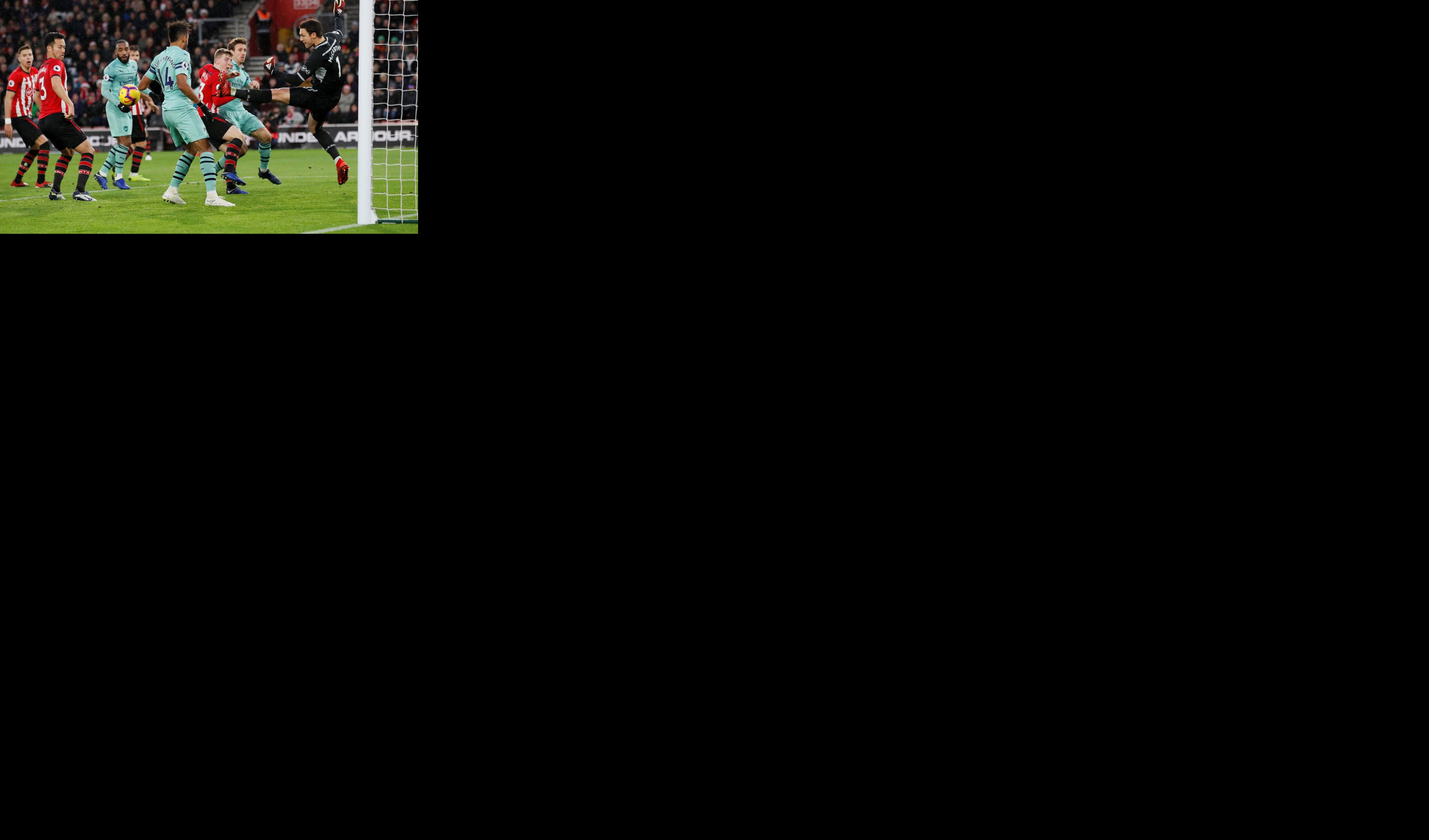 (VIDEO) PREMIJER LIGA: Arsenal pao posle 22 utakmice, Čelsi na Azarov pogon