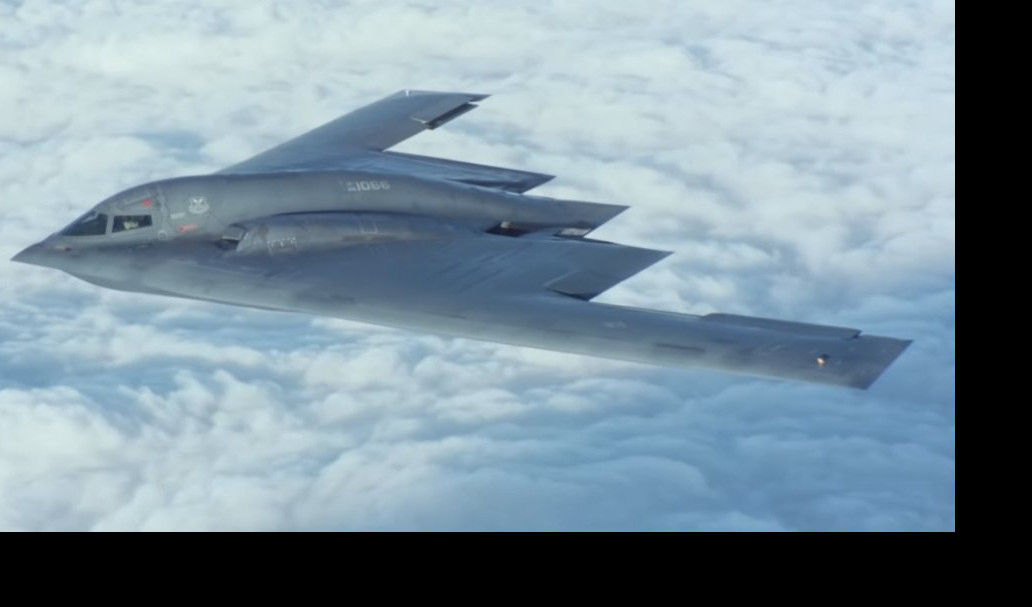 (VIDEO) OBOREN IZNAD SRBIJE, PONOVO LETI: Zloglasni bombarder B-2 Duh Misurija, testirao supermoćnu MAJKU SVIH BOMBI!