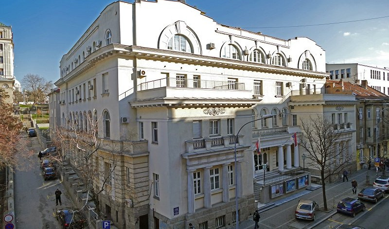 „Gasprom njeft“ poklonio koncertni klavir Ruskom domu u Beogradu