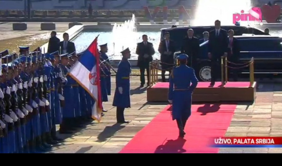 (VIDEO) RUSKI MEDIJI NEMAJU REČI DA OPIŠU ONO ŠTO SU VIDELI U BEOGRADU:  Srbi Putina dočekali kao cara!