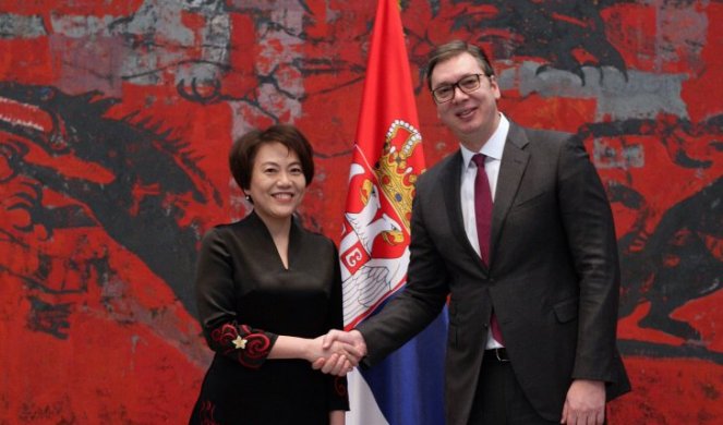 Predsednik Vučić sutra sa ambasadorkom Kine Čen Bo