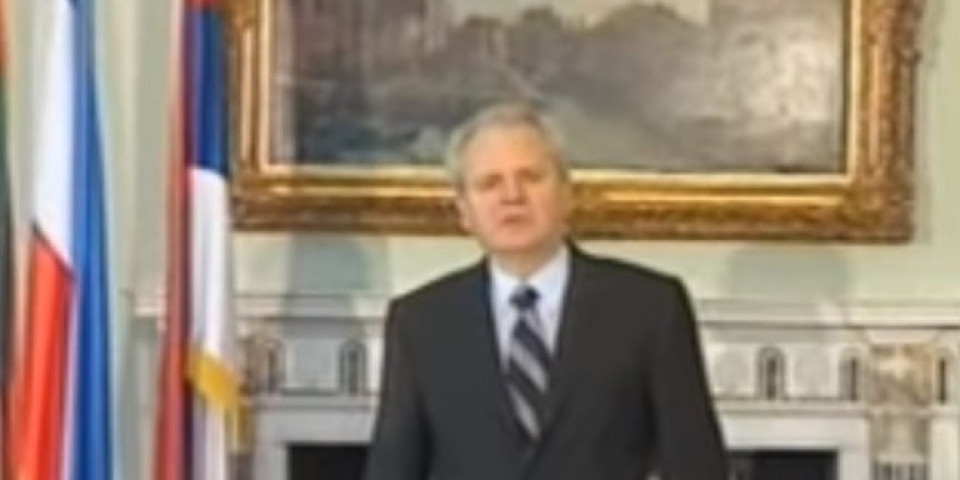 UHAPŠEN ZBOG ZLOUPOTREBE POLOŽAJA, PA ZAVRŠIO U HAGU! Na današnji dan uhapšen je Slobgodan Milošević (VIDEO)