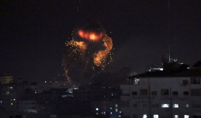 TREĆU NOĆ ZAREDOM Palestinci raketiraju jug Izraela! /VIDEO/