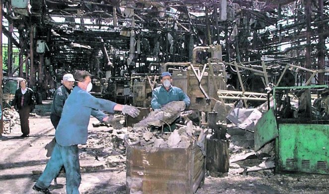 NATO ZLOČIN U 'ZASTAVI'! HILJADE RADNIKA OBOLELE OD RAKA! Radnici fabrike u Kragujevcu snose teške posledice bombardovanja