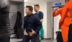 (VIDEO) IPAK JE ON ARGENTINAC! Trener Totenhema pokazao MU*A nakon prolaza u polufinale Lige šampiona!