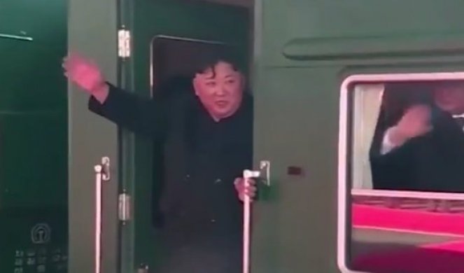 (FOTO/VIDEO) KIMOV DVORAC I TENK NA ŠINAMA: Voz kojim putuje lider Severne Koreje je pravo ČUDO TEHNOLOGIJE!