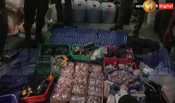 (FOTO/VIDEO) TRI NOVE EKSPLOZIJE U ŠRI LANKI! Policija upala u skladište  gde se prave PRSLUCI ZA SAMOUBICE, TERORISTI SE RAZNELI!