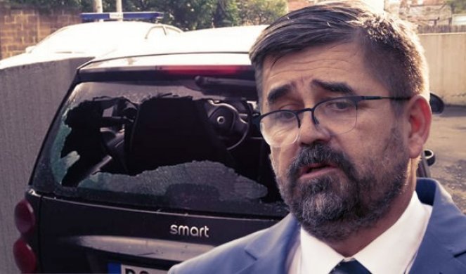 (FOTO) NAPADNUT ADVOKAT JELENE MARJANOVIĆ! Neko mu je demolirao automobil!
