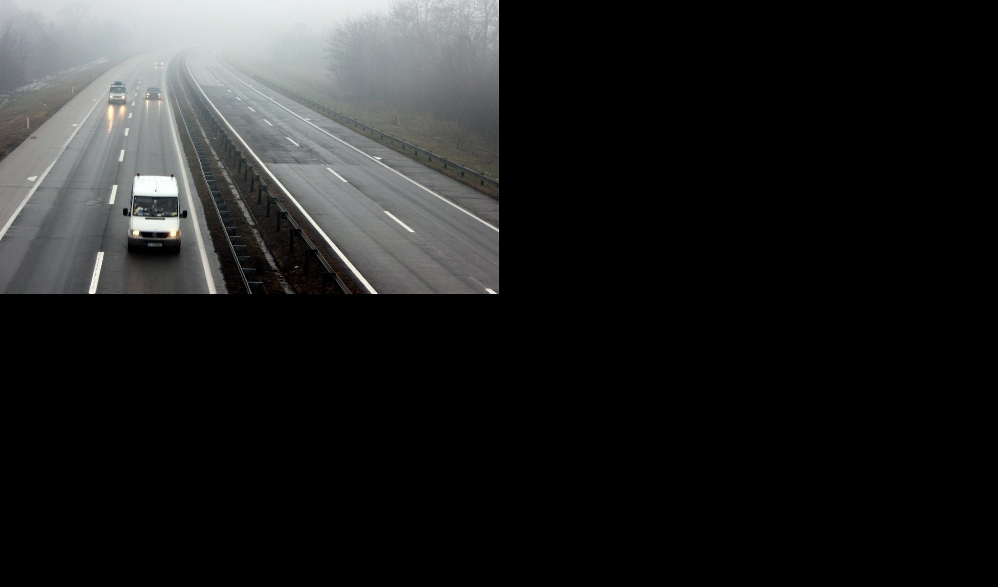 OPREZNO ZA VOLANOM! Magla otežava saobraćaj u nekim delovima Srbije