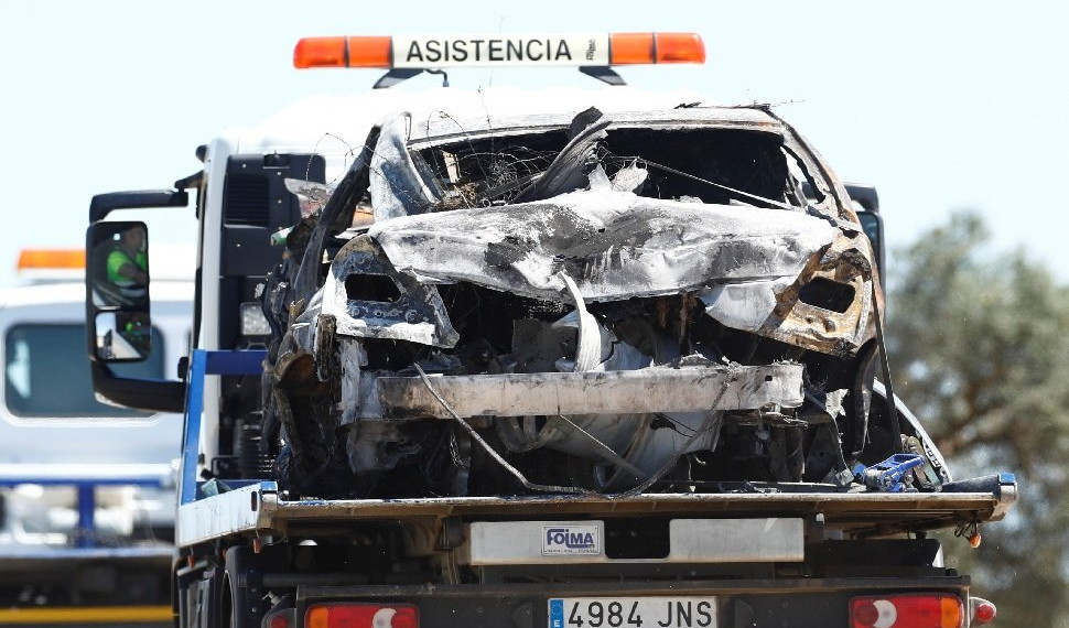 (VIDEO) JEZIVE SCENE! Automobil potpuno uništen: Prizor sa mesta gde je poginuo fudbaler LEDI KRV u žilama!