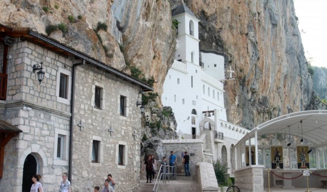ISTORIČAR RAKOVIĆ: Ostrog nece biti prvi na udaru, vec Cetinjski manastir