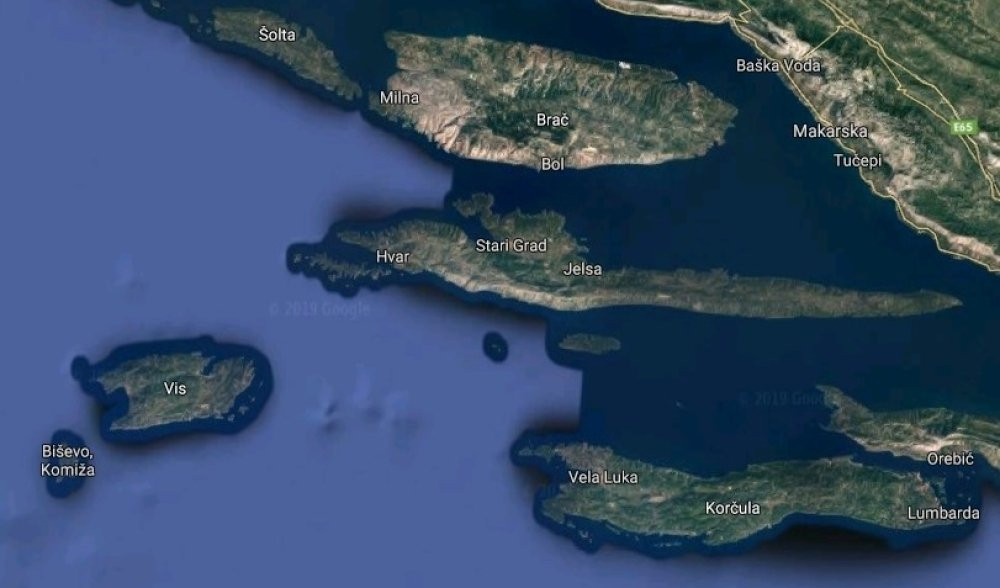AVION PAO U HRVATSKOJ! Poleteo iz Dubrovnika, a kod Hvara letelica se iznenada survala u more