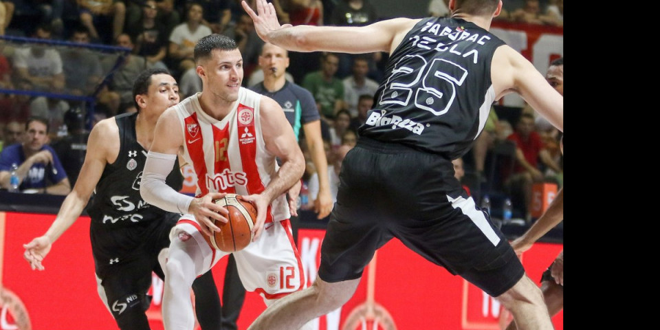 DA LI JE TO ZVEZDA "PECNULA" PARTIZAN OPROŠTAJNOM PORUKOM? Crveno-beli se na čudan način oprostili od Bilija Berona!