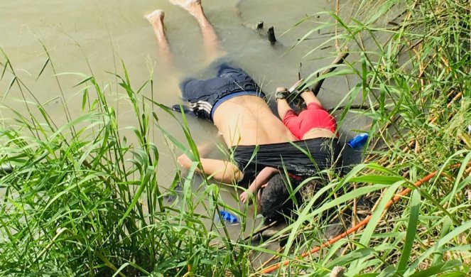 TUGA! Tela oca i ćerke koji su se utopili pri pokušaju da uđu u SAD vraćena u rodni Salvador