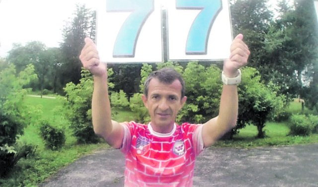 (FOTO) SRBIN ZA GINISA! ISTRČAO 77 MARATONA ZA 77 DANA IAKO JE SLABOVID! Neverovatan podvig Kragujevčanina Gorana Nikolića (52)!